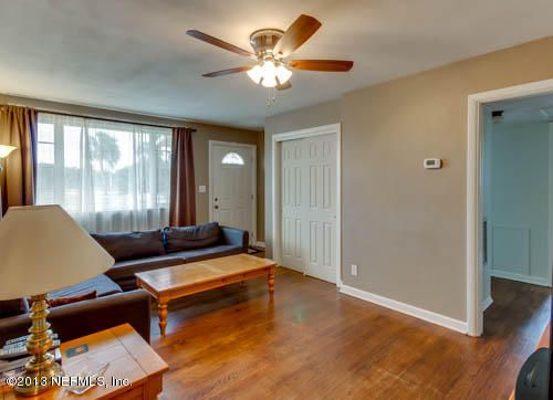 406 11th St N, Jacksonville Beach, FL 32250