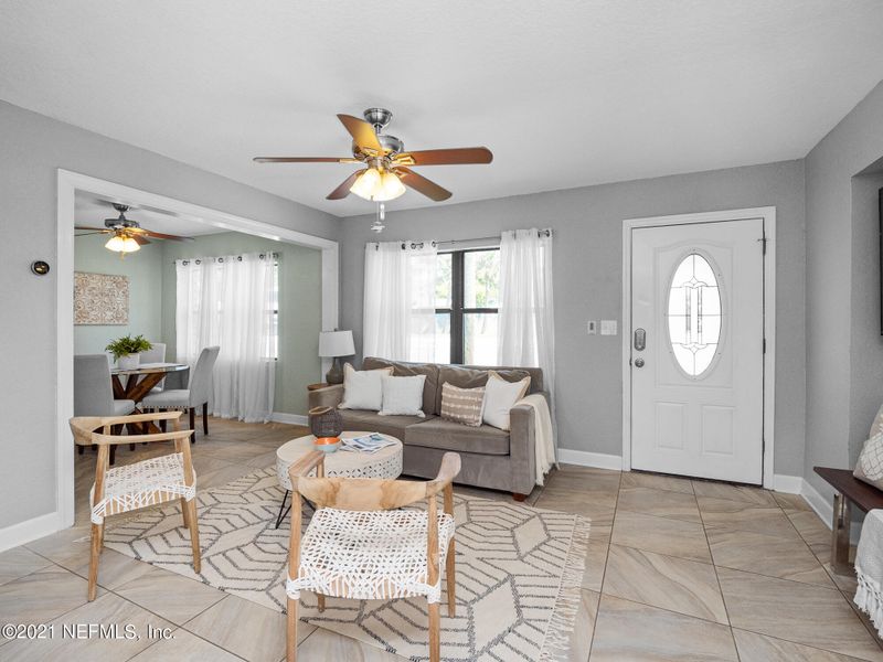 406 Lora St, Neptune Beach, FL 32266