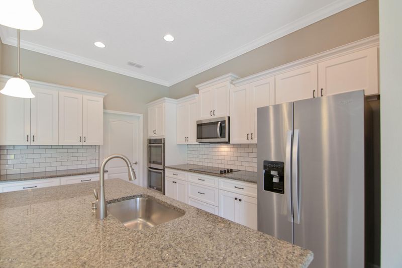 4060 Cayuse Ct, Middleburg, FL 32068