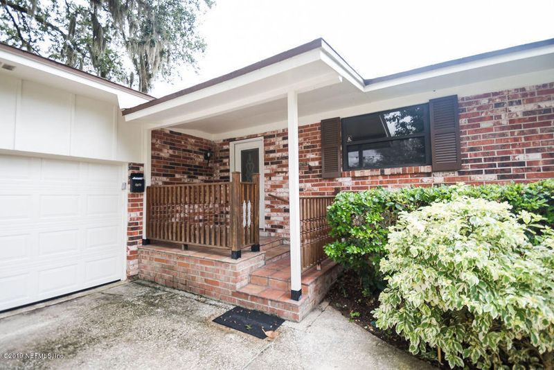 4069 Sabel Dr, Jacksonville, FL 32277