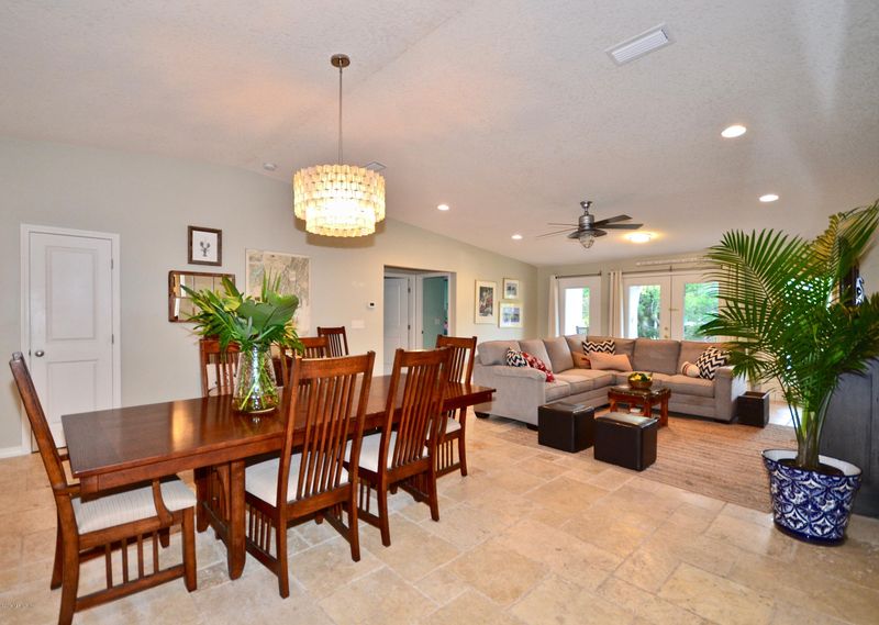 407 Fourteenth St, St Augustine, FL 32084