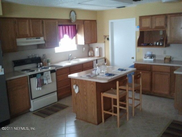 4070 Pittman Dr, Jacksonville, FL 32207