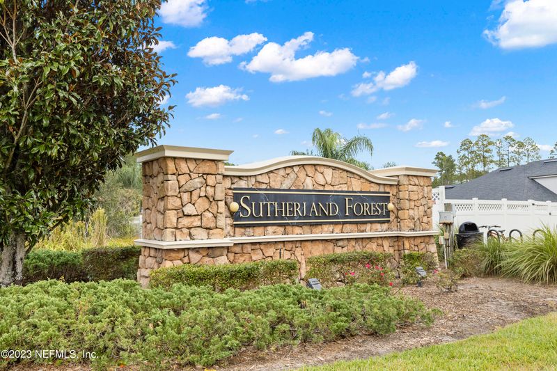 408 Grampian Highlands Dr, St Johns, FL 32259