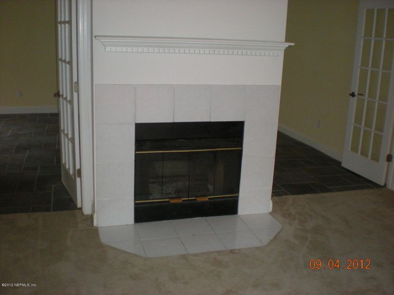 4083 Richmond Park Dr E, Jacksonville, FL 32224