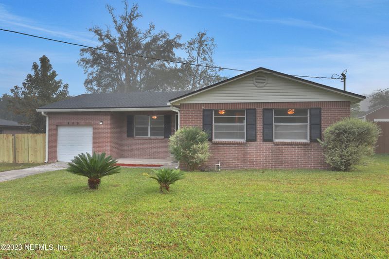 409 Libra Ln, Orange Park, FL 32073