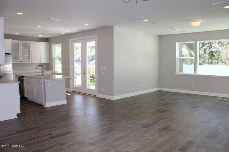 4098 Gulfstream Dr, Jacksonville Beach, FL 32250