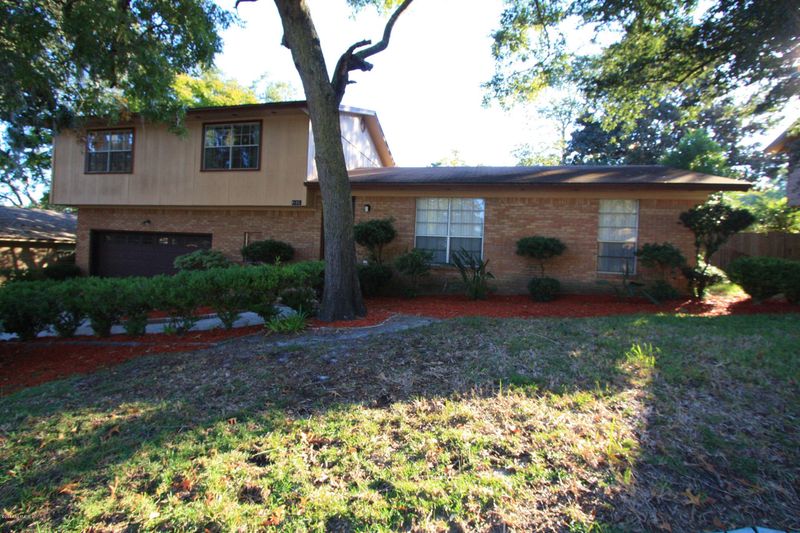 4105 Briarforest Rd W, Jacksonville, FL 32277