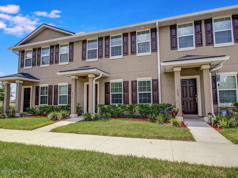 411 Oasis Ln, Orange Park, FL 32073