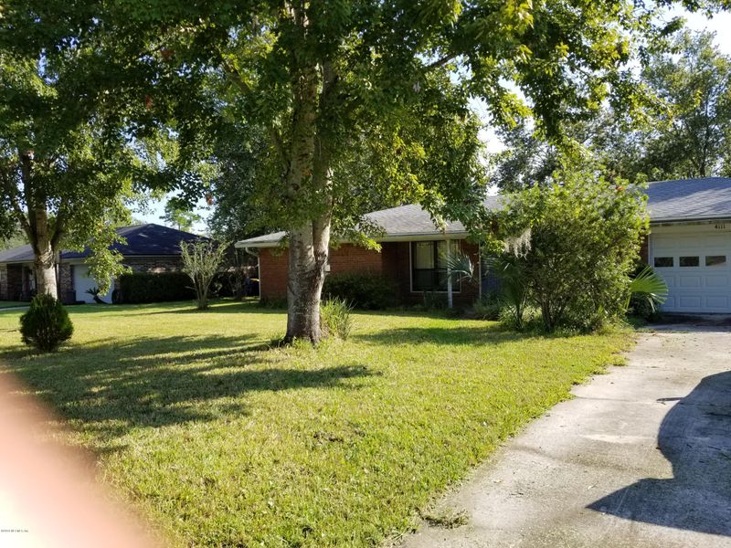 4111 Westloop Ln, Jacksonville, FL 32277