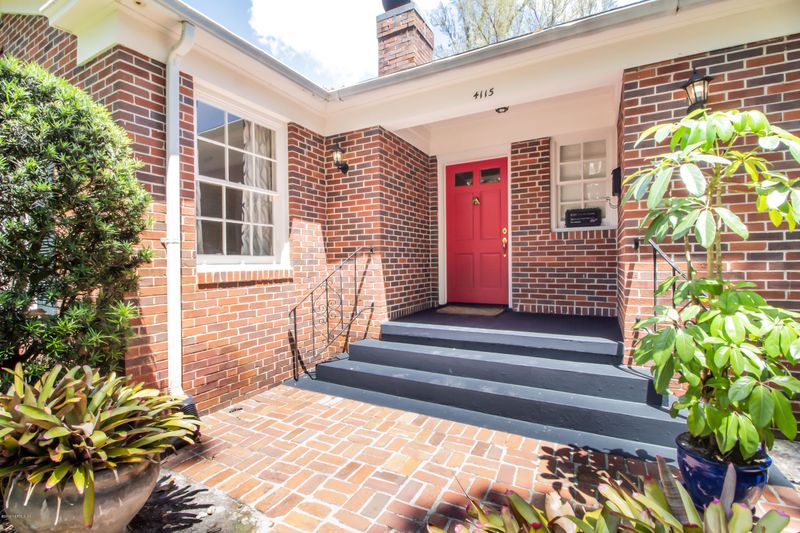 4115 Lakeside Dr, Jacksonville, FL 32210