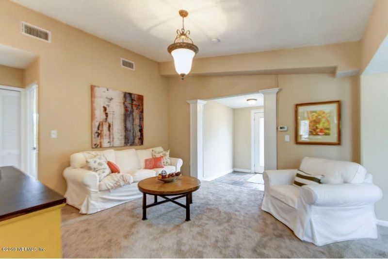 4118 Eve Dr E, Jacksonville, FL 32246