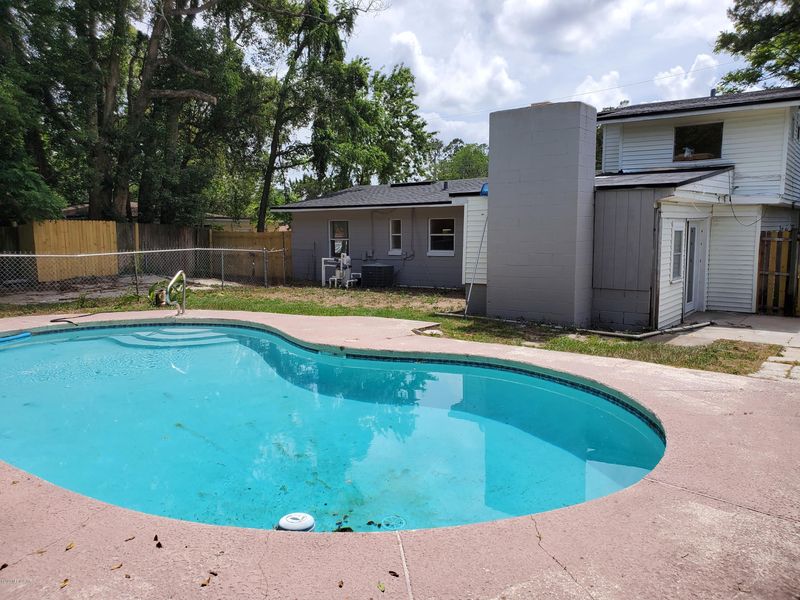 4119 Loys Dr, Jacksonville, FL 32246