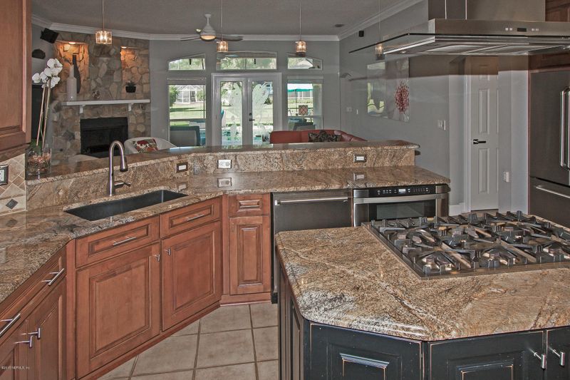 412 Big Tree Rd, Ponte Vedra Beach, FL 32082
