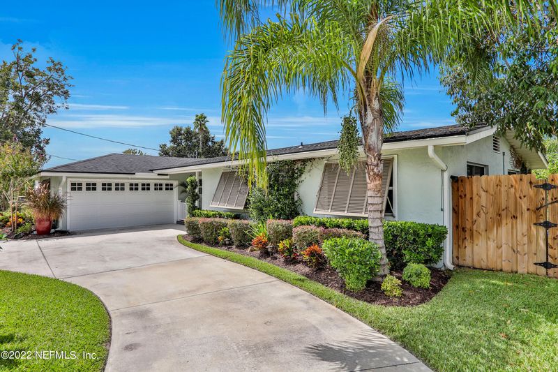 4122 Seabreeze Dr, Jacksonville, FL 32250