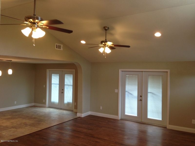 4125 Mustang Rd, Middleburg, FL 32068