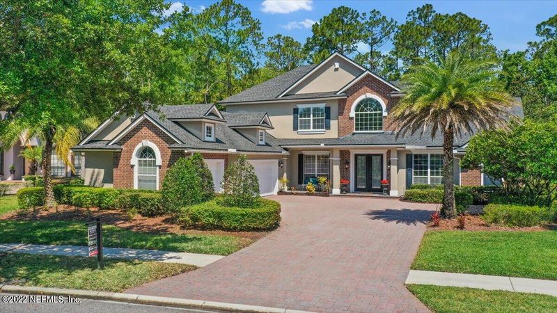 413 Labarre Ct, St Johns, FL 32259
