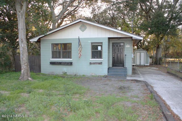 413 S 10th St, Fernandina Beach, FL 32034