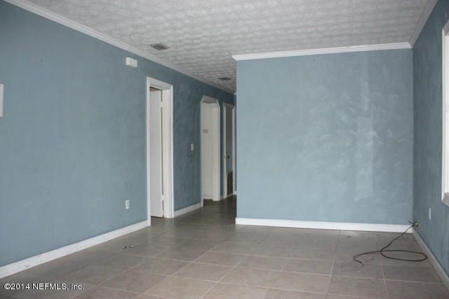413 S 10th St, Fernandina Beach, FL 32034
