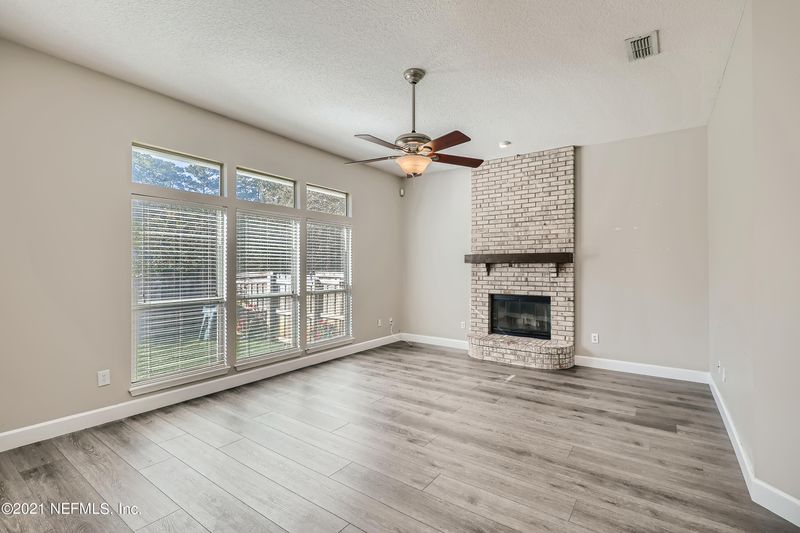 4138 Windsor Park Dr, Jacksonville, FL 32224