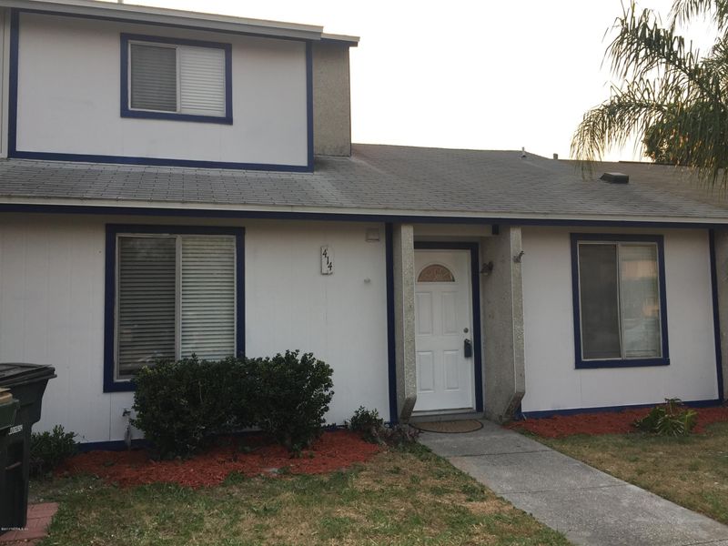 414 Aquatic Dr, Atlantic Beach, FL 32233