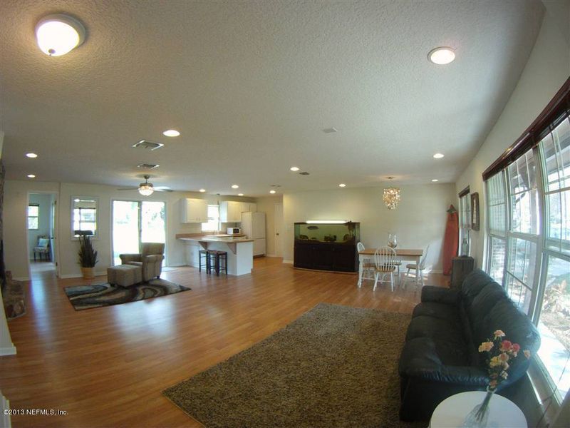415 Raggedy Point Ct, Fleming Island, FL 32003