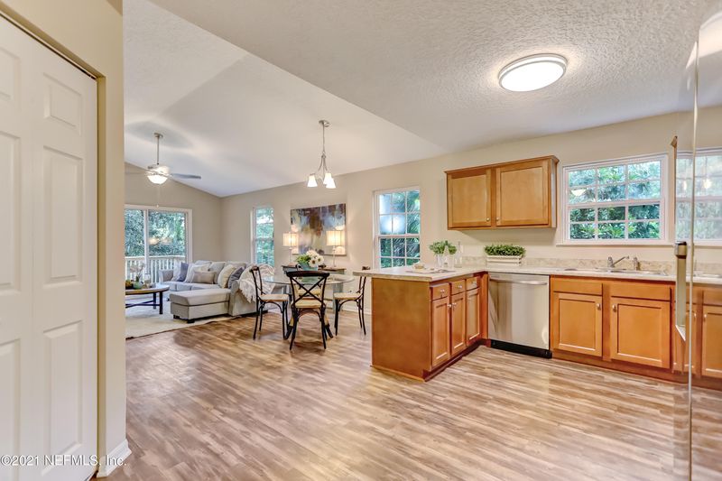 415 S Rodriquez St, St Augustine, FL 32084