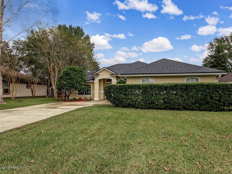 416 Crescent Pond Dr, Jacksonville, FL 32259