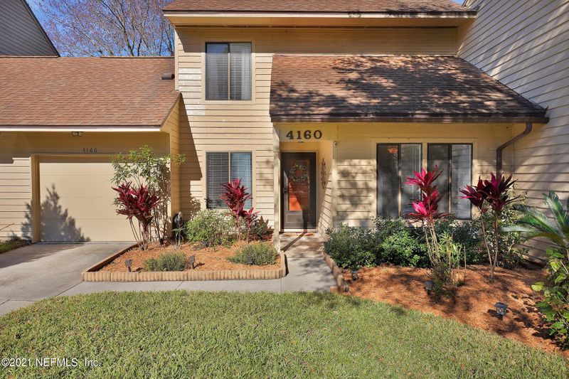4160 Hanging Moss Ct, Jacksonville, FL 32257