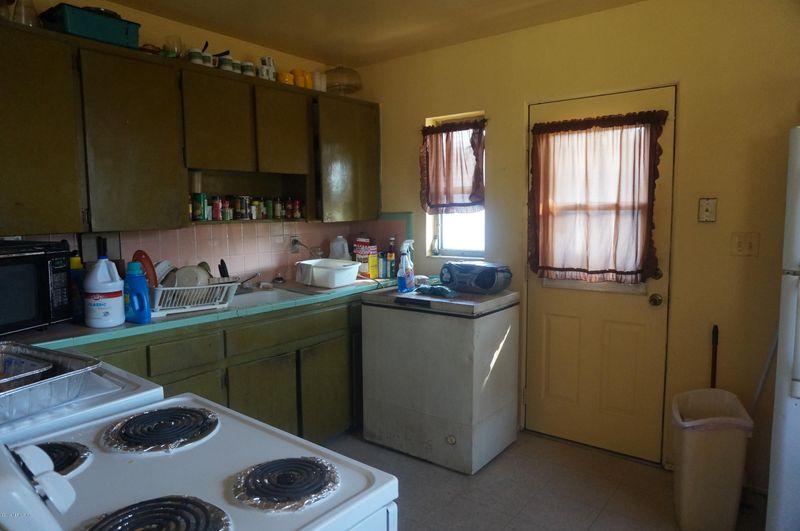 417 11th St S, Jacksonville Beach, FL 32250
