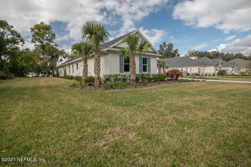 420 Hallowes, St Johns, FL 32259