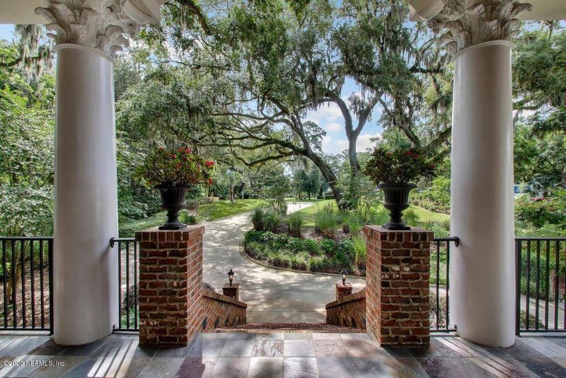 4200 Ortega Forest Dr, Jacksonville, FL 32210