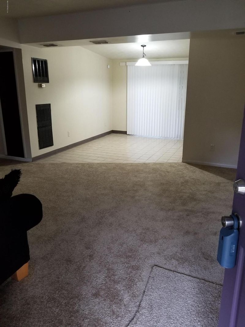 4203 Sabine Dr, Jacksonville, FL 32210