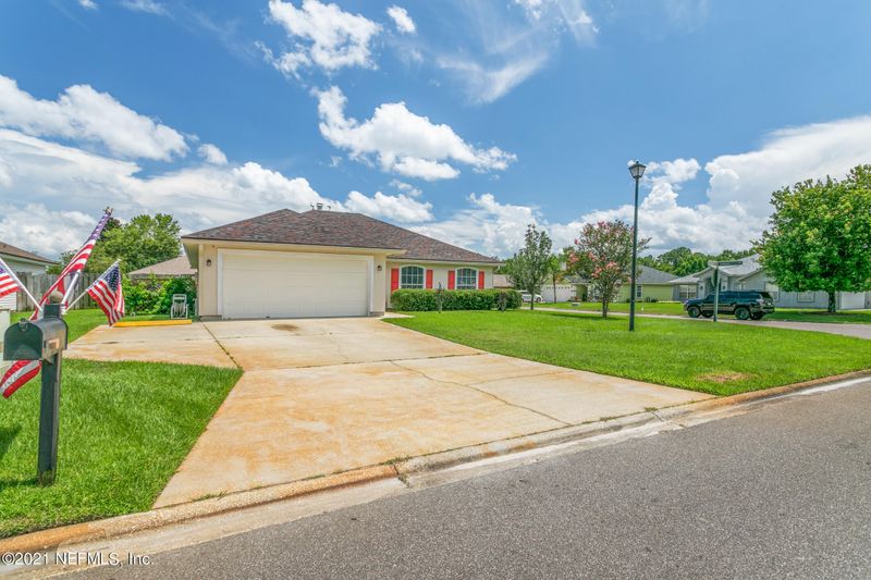 421 Mackenzie Cir, St Augustine, FL 32092