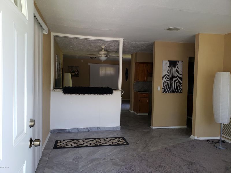 4214 Leonard Cir, Jacksonville, FL 32209