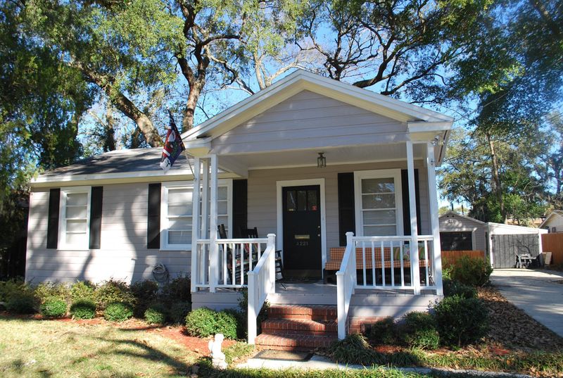 4221 Colonial Ave, Jacksonville, FL 32210