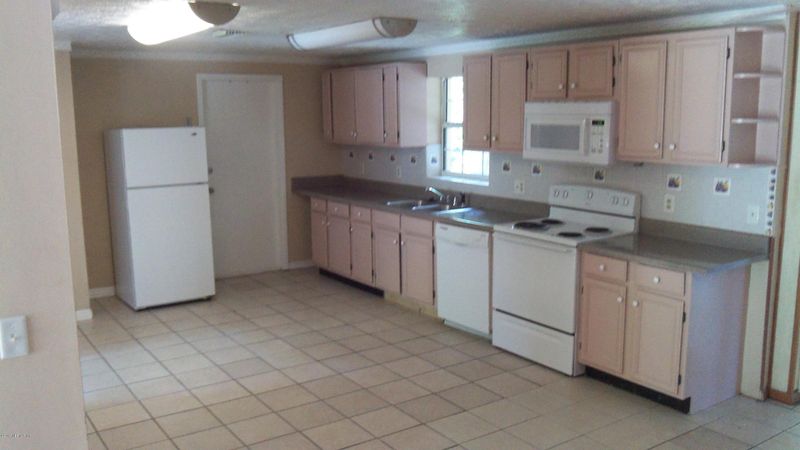 4230 Timberlake Dr N, Jacksonville, FL 32257