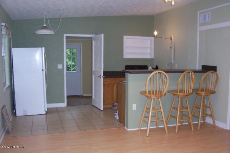 4234 Eve Dr E, Jacksonville, FL 32246