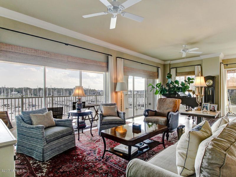4238 Lakeside Dr #402, Jacksonville, FL 32210