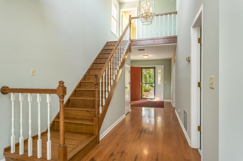 4239 Magnolia Rd, Orange Park, FL 32065