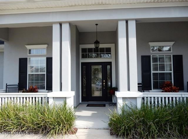 424 St Johns Golf Dr, St Johns, FL 32092