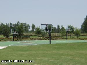 424 St Johns Golf Dr, St Johns, FL 32092