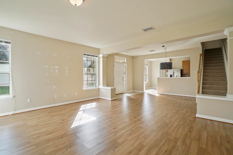 4241 Crownwood Dr, Jacksonville, FL 32216