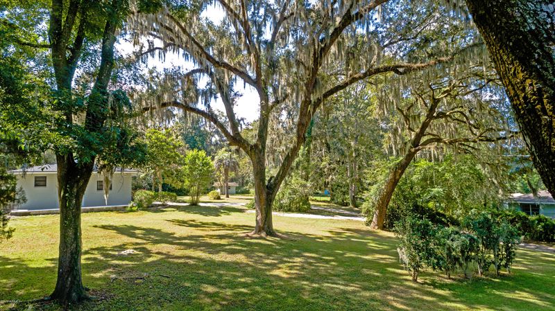 4242 Trout River Blvd, Jacksonville, FL 32208