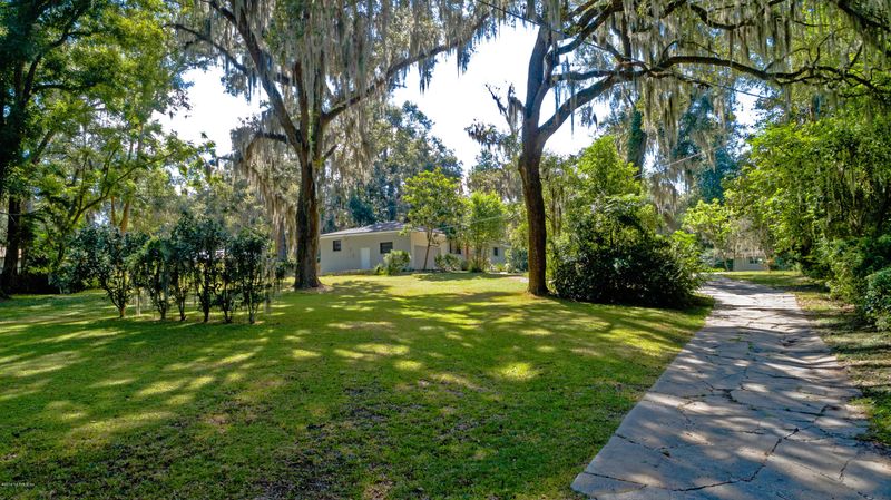 4242 Trout River Blvd, Jacksonville, FL 32208