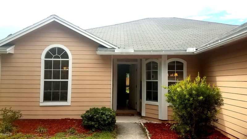 4244 Hanging Moss Dr, Orange Park, FL 32073