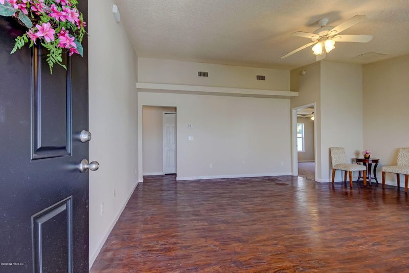 4244 Jillian Dr, Jacksonville, FL 32210