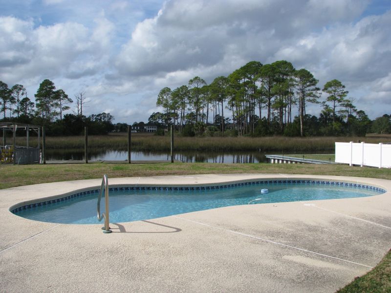 4244 Stacey Rd W, Jacksonville, FL 32250