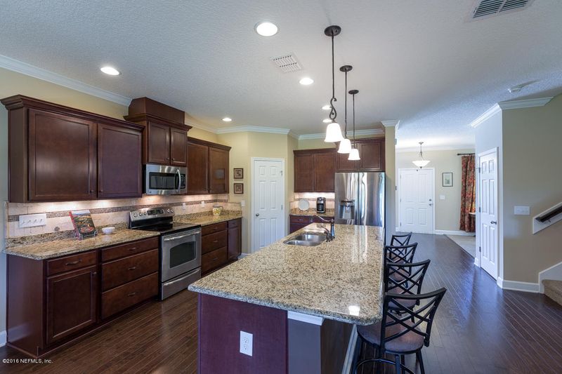 425 Chattan Way, St Johns, FL 32259