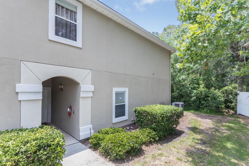 4251 Migration Dr #5-1, Jacksonville, FL 32257