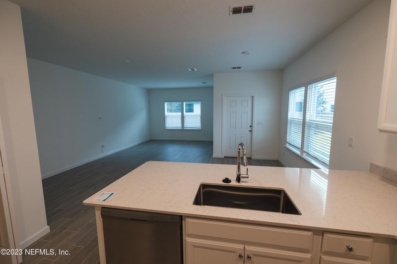 4262 Leeward Breeze Loop, Middleburg, FL 32068